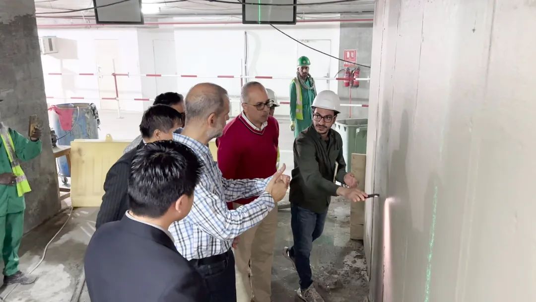 中東首秀成功，蔚建抹灰機器人順利完成阿聯酋首批客戶驗收(圖6)