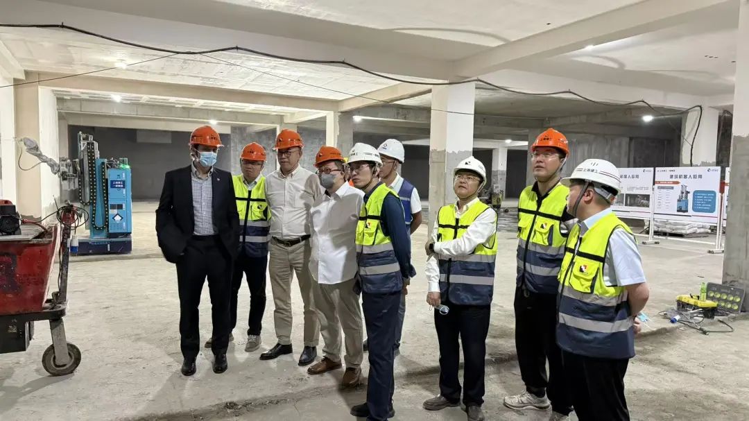 蔚建機器人“尖兵”集結，上海建工一建集團力推“內墻粉刷系列機器人”規?；瘧?圖5)