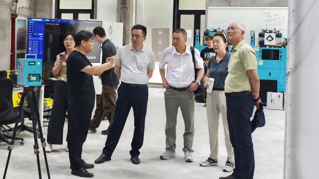 廈門特區(qū)建設(shè)投資集團調(diào)研蔚建科技