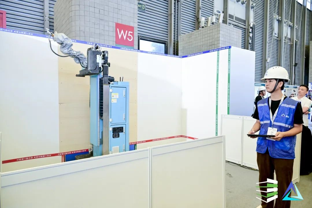 亞洲混凝土世界博覽會 蔚建噴涂機器人獲“技術創新智能機器人獎”(圖5)