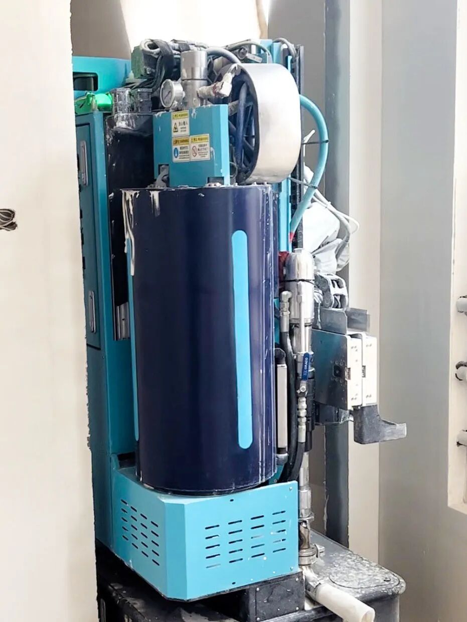 狹小空間里精準作業(yè) 蔚建噴涂機器人圓滿完成南京智鑫慧谷人才公寓項目(圖5)