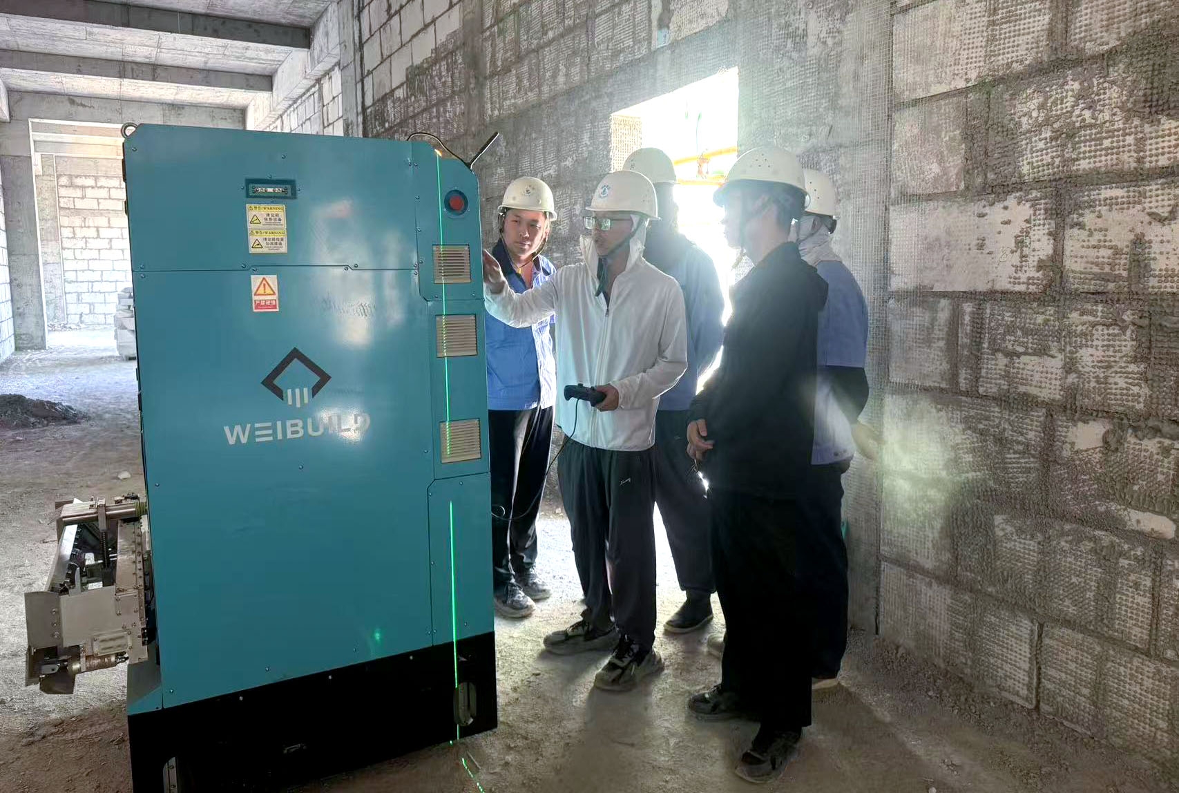 蔚建抹灰機(jī)器人落地烏茲別克斯坦，全鏈交付讓客戶“用得好”！(圖4)